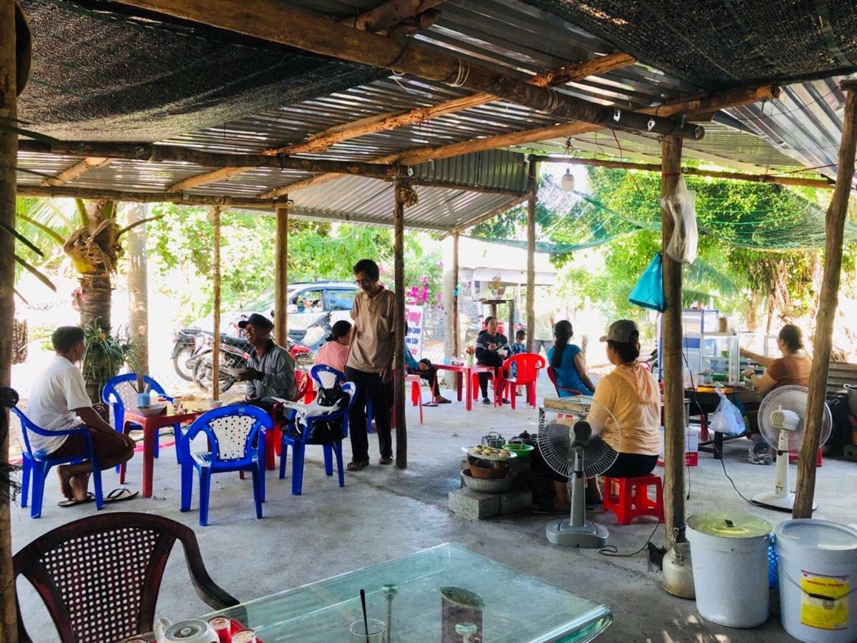 Thanh Nhi Homestay Cam Ranh Exterior foto